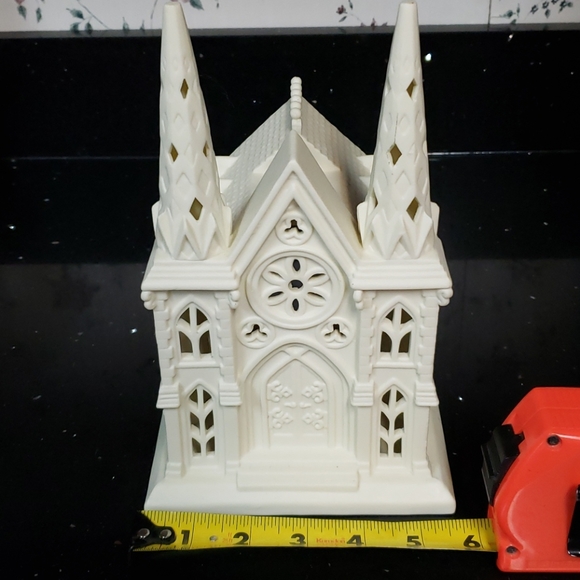 PartyLite Other - Vintage PartyLite Village Church Cathedral